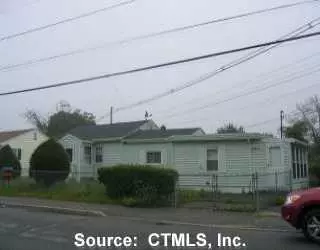 Undisclosed, Groton, CT 06340 photo 1