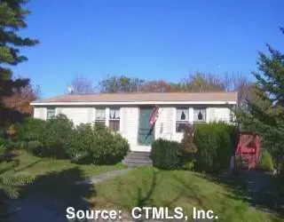 Undisclosed, Thompson, CT 06277 photo 1