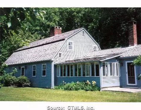Undisclosed, Preston, CT 06365 photo 1