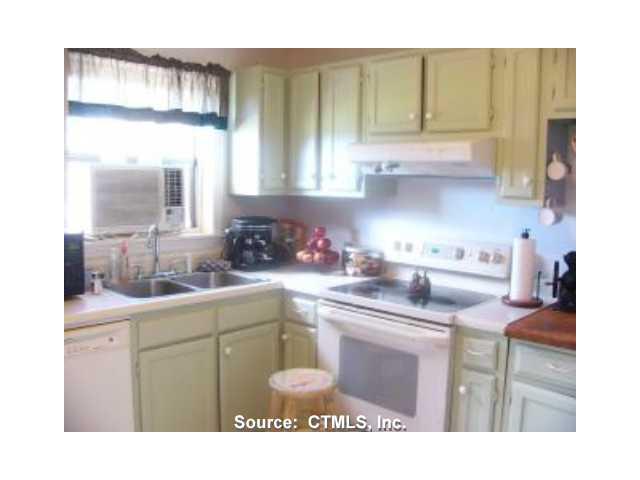 255 Shepard Hill Rd, Plainfield, CT 06374 photo 1
