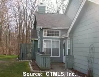 Undisclosed, Groton, CT 06340 photo 1