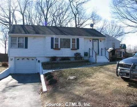 Undisclosed, Groton, CT 06340 photo 1