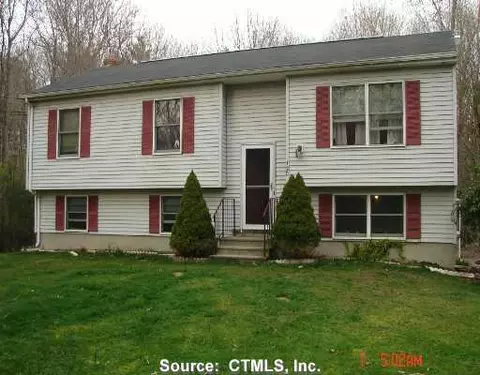 120 Coomer Hill Rd, Killingly, CT 06241 photo 1
