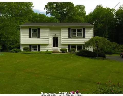 Undisclosed, Killingly, CT 06239 photo 1