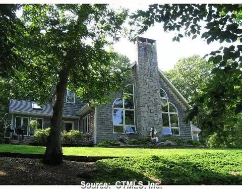 Undisclosed, Niantic, CT 06357 photo 1