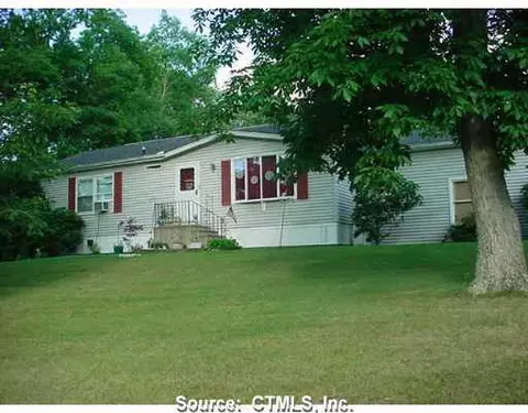 20 Chicory Ct, Plainfield, CT 06374 photo 1
