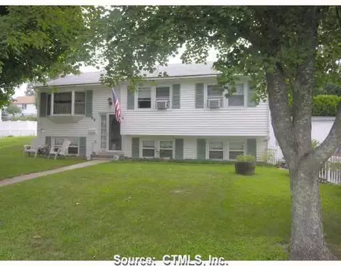 86 Monroe Ave, Griswold, CT 06351 photo 1