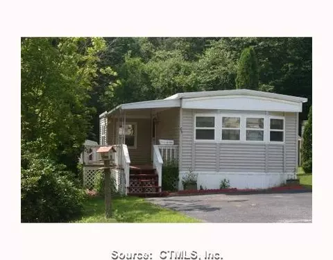 Undisclosed, Groton, CT 06340 photo 1