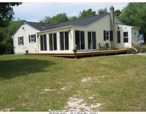 187 Iron St, Ledyard, CT 06339 photo 1