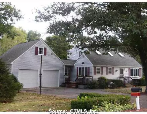 91 Tarbox Rd, Plainfield, CT 06374 photo 1