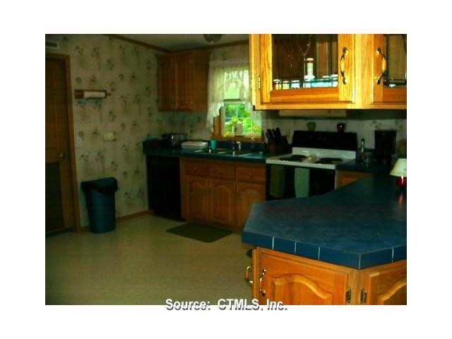 29 Circle Dr, North Windham, CT 06256 photo 1