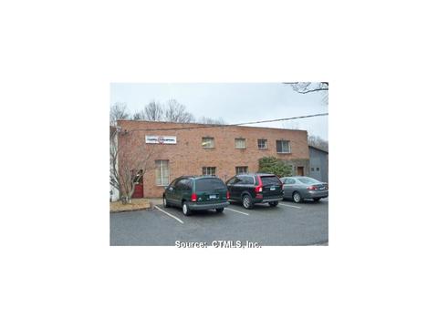 100 Park St, Putnam, CT 06260 photo 1