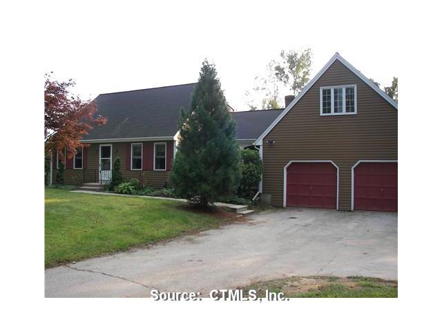58 Senexet Rd, Putnam, CT 06260 photo 1