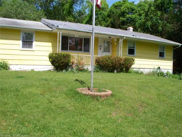 2 Meadow Ln, Preston, CT 06365 photo 1