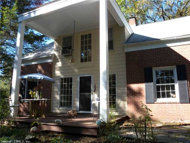 152 Day St, Brooklyn, CT 06234 photo 1