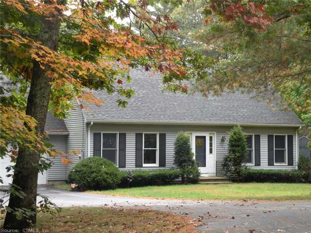 124 Cady Rd, Putnam, CT 06260 photo 1