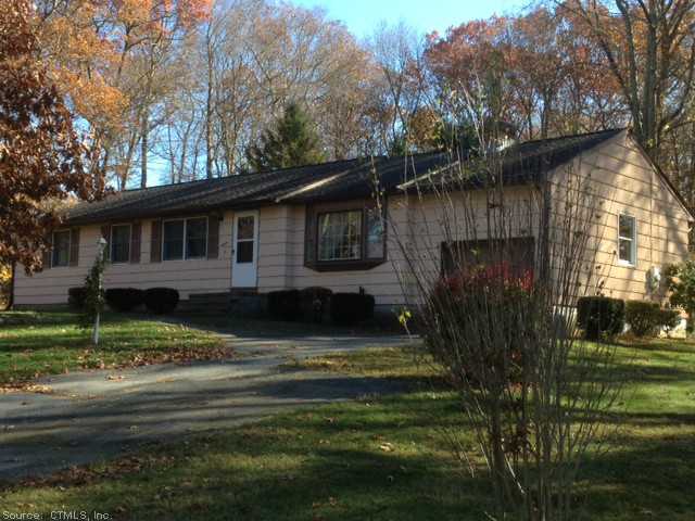 7 Summit Dr, Gales Ferry, CT 06335 photo 1