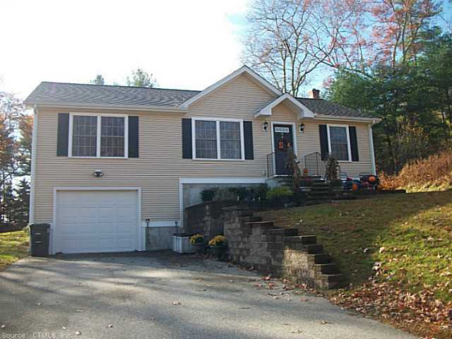 12 Hillside Dr, Brooklyn, CT 06234 photo 1