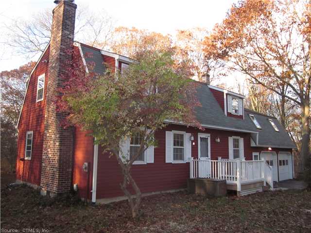 10 Woodview Dr, Ledyard, CT 06339 photo 1