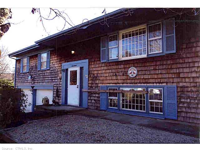 17 Phillips Ave, Groton, CT 06340 photo 1