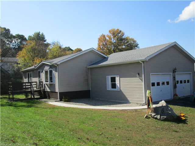 22 Connecticut Dr, Plainfield, CT 06374 photo 1