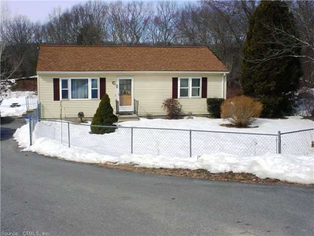 35 Adams Dr, Central Village, CT 06332 photo 1