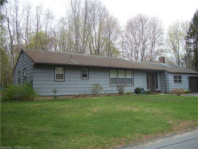 3 Hill St, Ledyard, CT 06339 photo 1