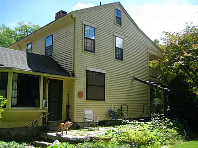 446 Deerfield Rd, Pomfret Center, CT 06259 photo 1