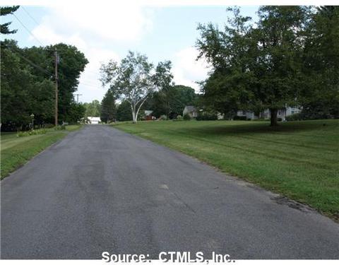 9 Maple Ln, Brookfield, CT 06804 photo 10