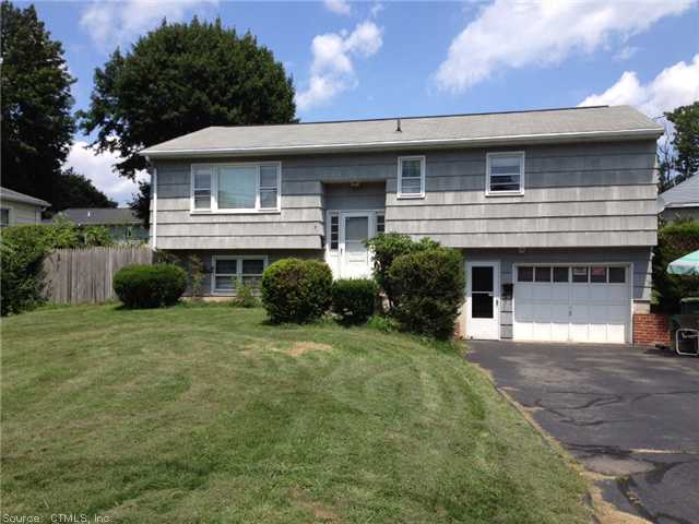 7 Bergh St, Danbury, CT 06810 photo 1