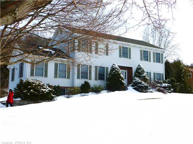 1 Phoebee Ln, Brookfield, CT 06804 photo 1