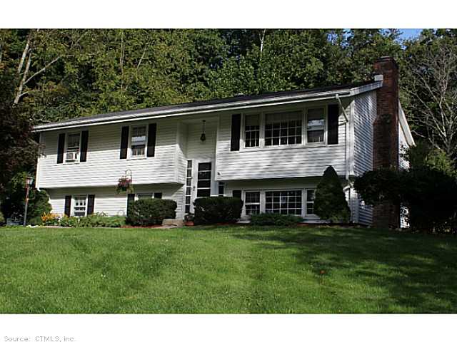 9 Prospect Ct, Brookfield, CT 06804 photo 1