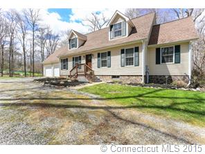4 Hennequin Rd, Columbia, CT 06237 photo 1