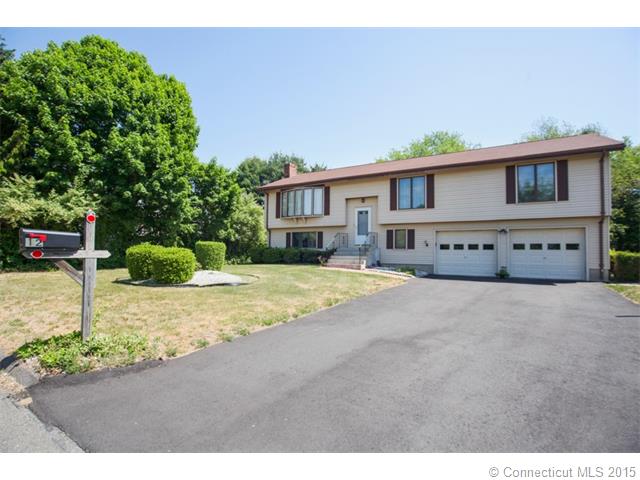 12 Broadleaf Cir, Windsor, CT 06095 photo 1