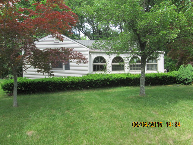 642 Bloomfield Ave, Windsor, CT 06095 photo 1