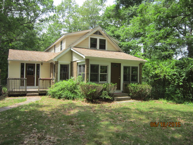 237 Phoenix St, Vernon, CT 06066 photo 1