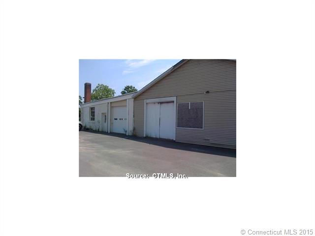 4 Main St, East Hampton, CT 06424 photo 1