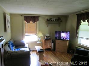 323 Jackson St, Willimantic, CT 06226 photo 1