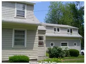 462 Ridge Rd, Wethersfield, CT 06109 photo 1