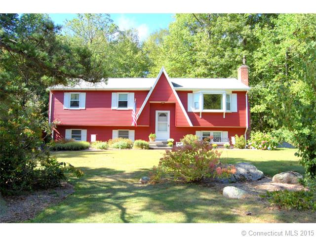 29 Crestwood Dr, East Hampton, CT 06424 photo 1