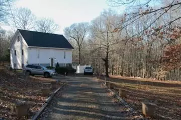 210 Crouch Rd, Amston, CT 06231 photo 1