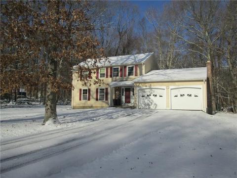 58 Pheasant Run Dr, Gales Ferry, CT 06335 photo 1