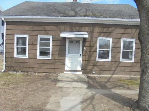 16 E Franklin St, Killingly, CT 06239 photo 1