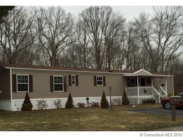 79 Erin Dr, Plainfield, CT 06374 photo 1