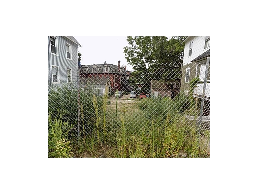 20 Maple Ave, Willimantic, CT 06226 photo 1