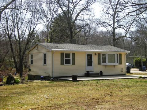 95 Chewink Rd, Chaplin, CT 06235 photo 1