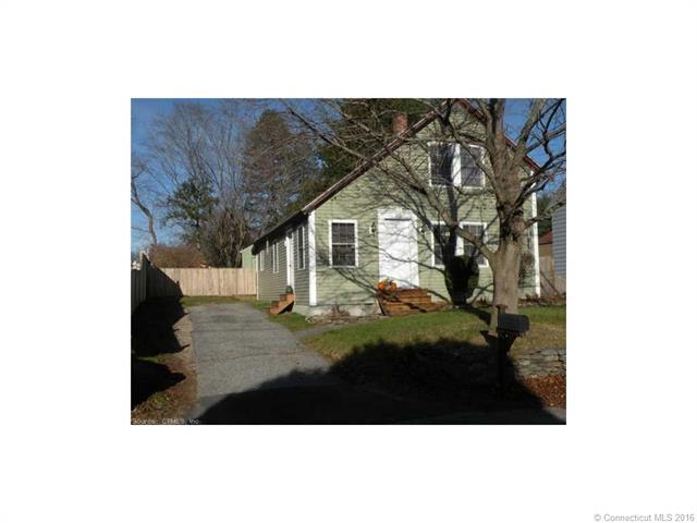 30 Klondike St, North Grosvenordale, CT 06255 photo 1