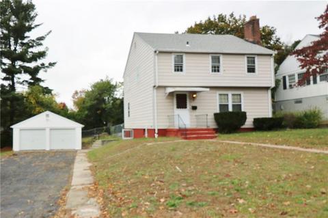 88 High St, Wallingford, CT 06492 photo 1