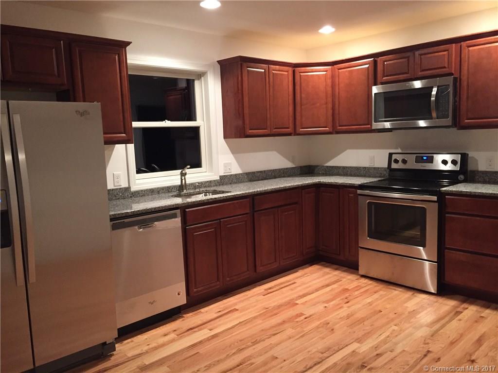 210 Rainbow Rd, Windsor, CT 06095 photo 1