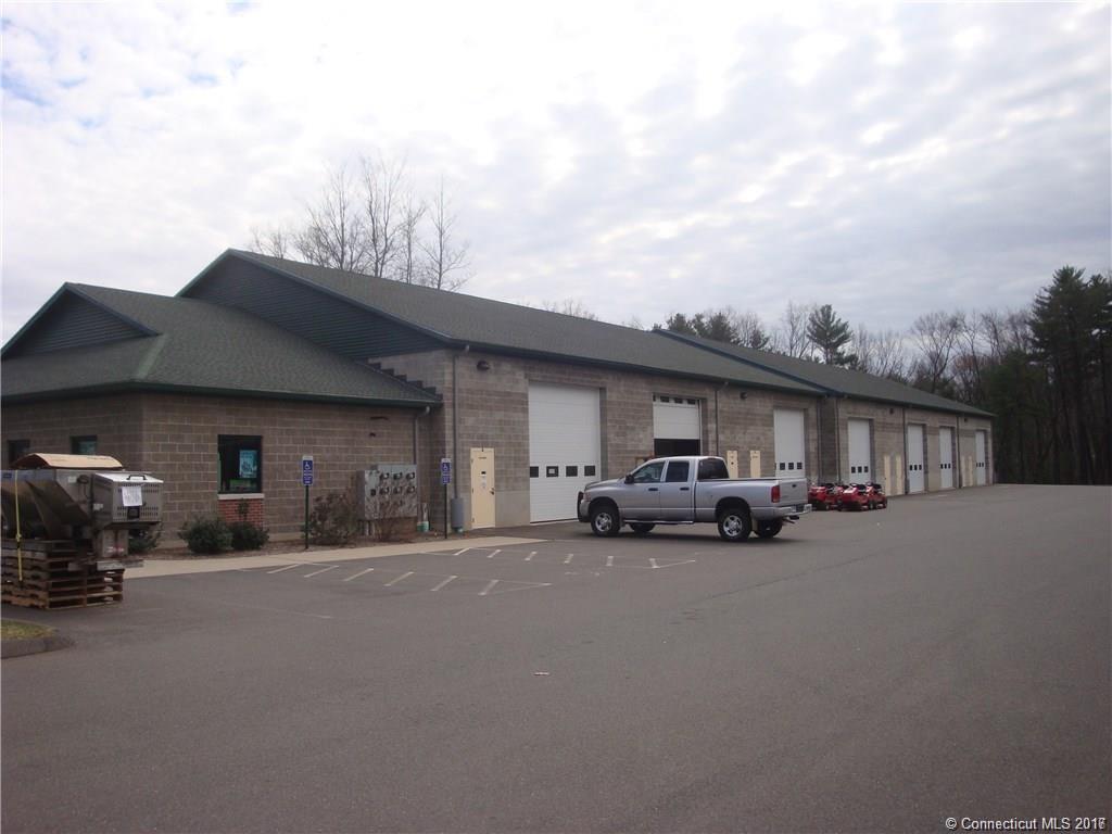 465 Spring St, Windsor Locks, CT 06096 photo 1